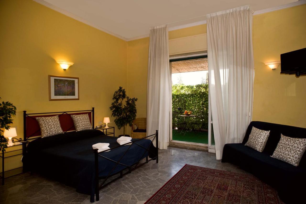 Argentiere Room Apartments Firenze Bagian luar foto