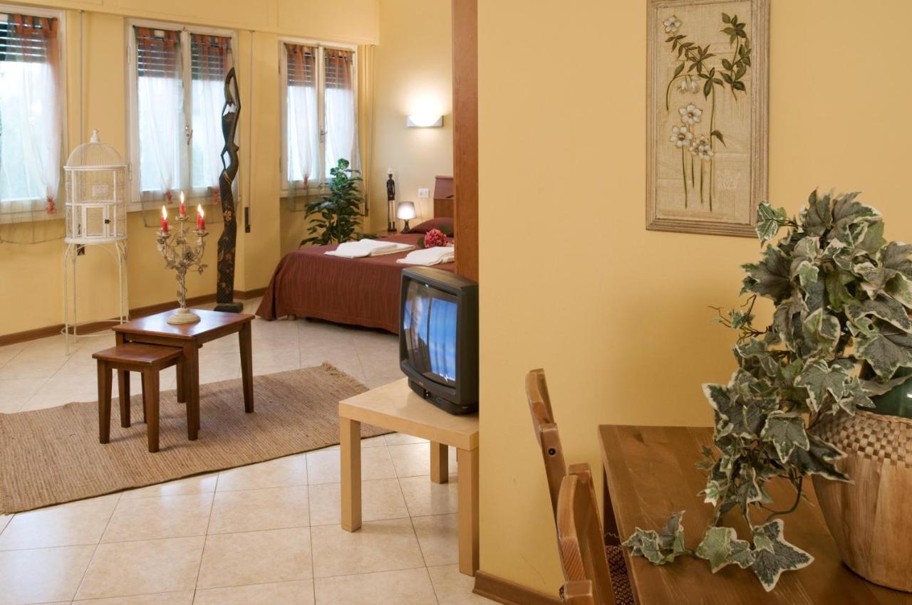 Argentiere Room Apartments Firenze Bagian luar foto