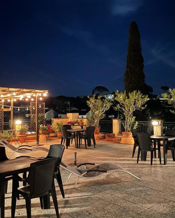 Argentiere Room Apartments Firenze Bagian luar foto