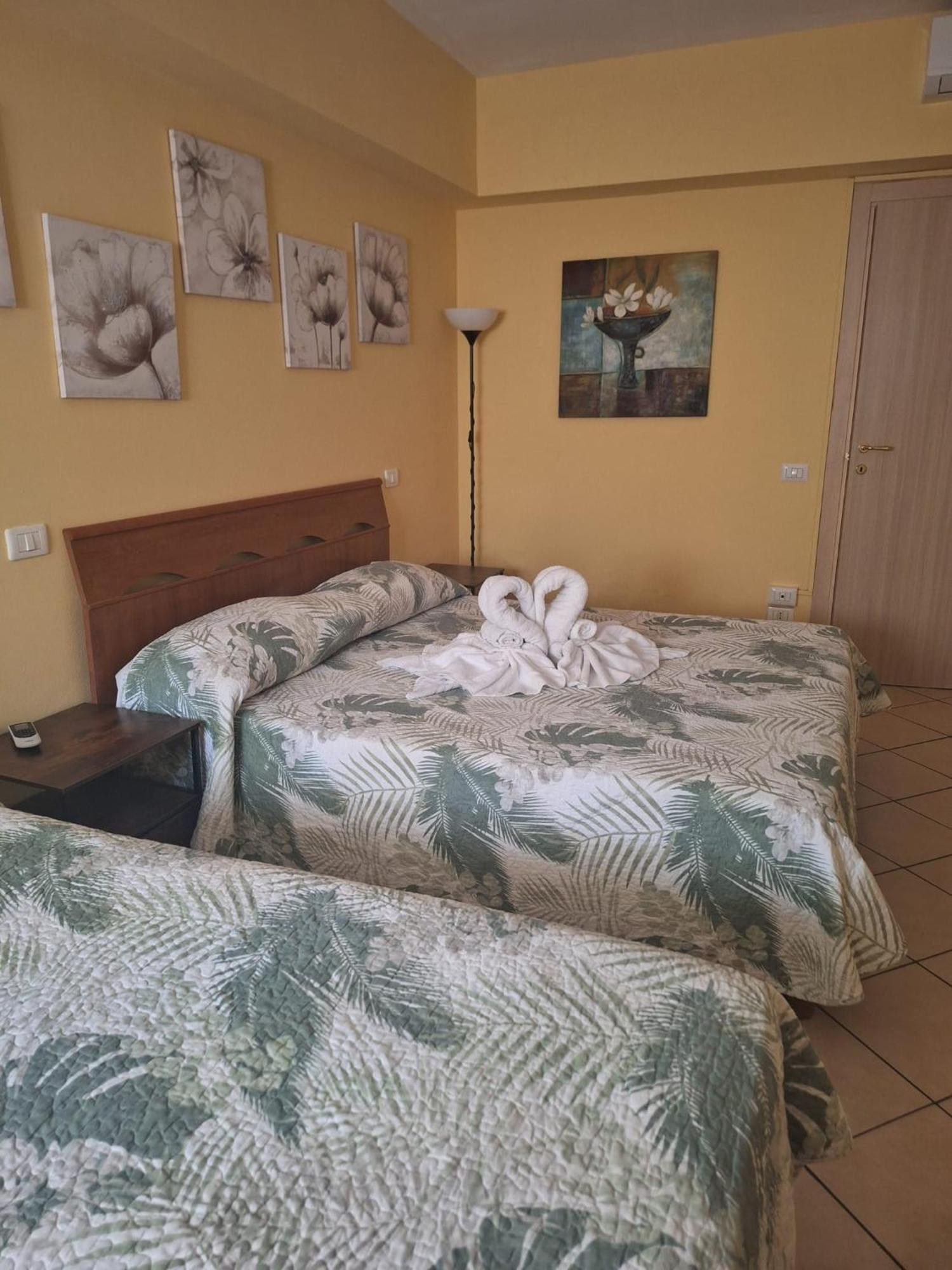 Argentiere Room Apartments Firenze Bagian luar foto